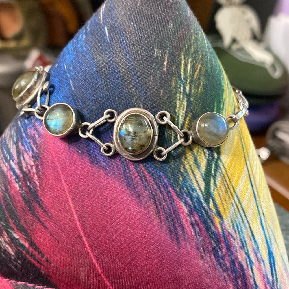 Sterling silver labradorite bracelet